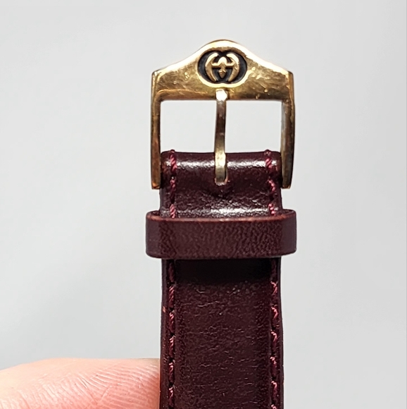 Gucci Men's Vintage Watch with Box - Picture 5 of 12